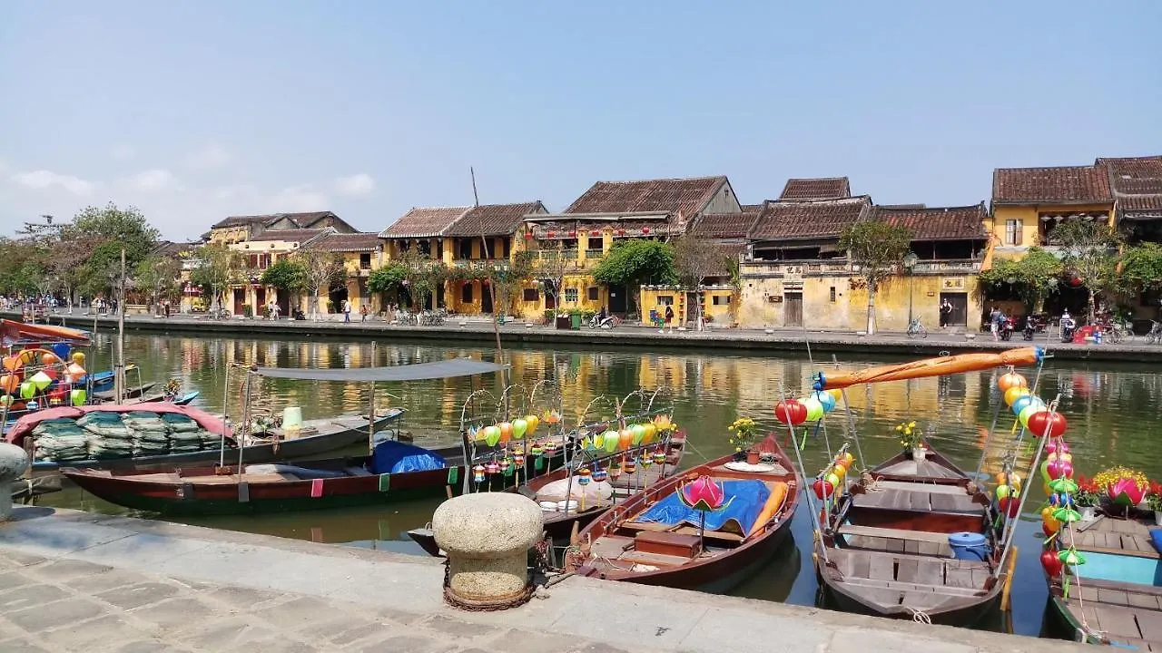 Ocean Apartment Spa & Golf Danang