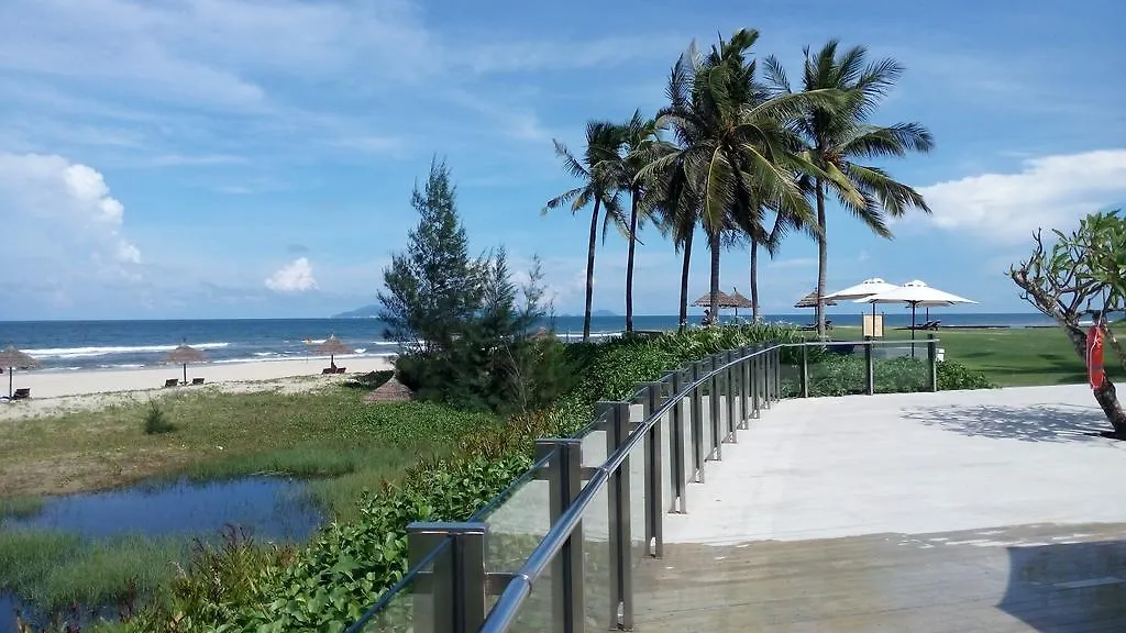 Ocean Apartment Spa & Golf Danang 0*, Da Nang