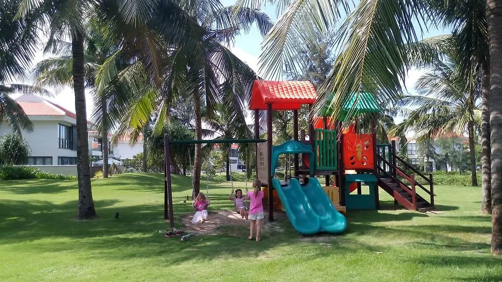 Ocean Apartment Spa & Golf Danang Vietnam