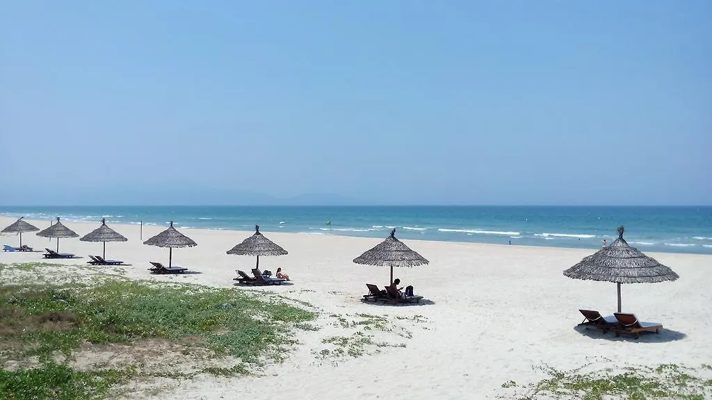 Ocean Apartment Spa & Golf Danang Vietnam